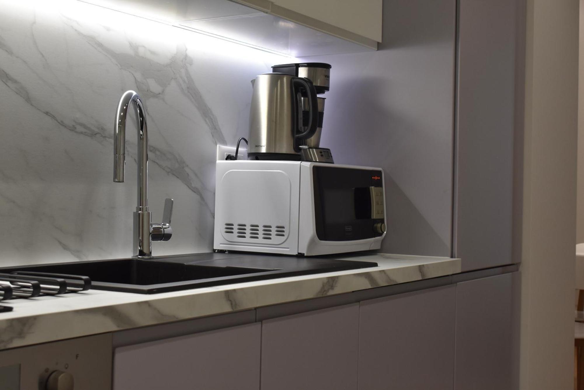 Tam Centre Luxury Serviced Apartments Тирана Экстерьер фото